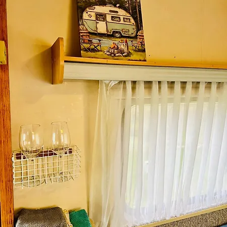 Karavan V Brezovem Hajecku Tatil Evi *
